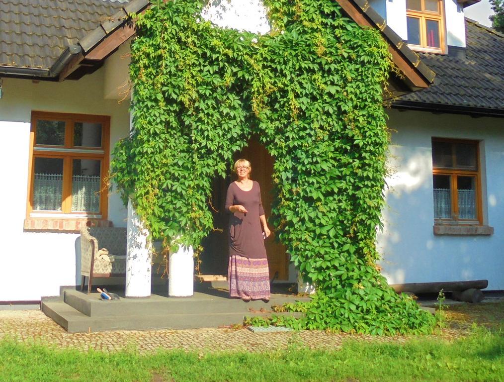 Dworek Swidwie, Gorny Apartament & Harcowka Tanowo Exteriör bild